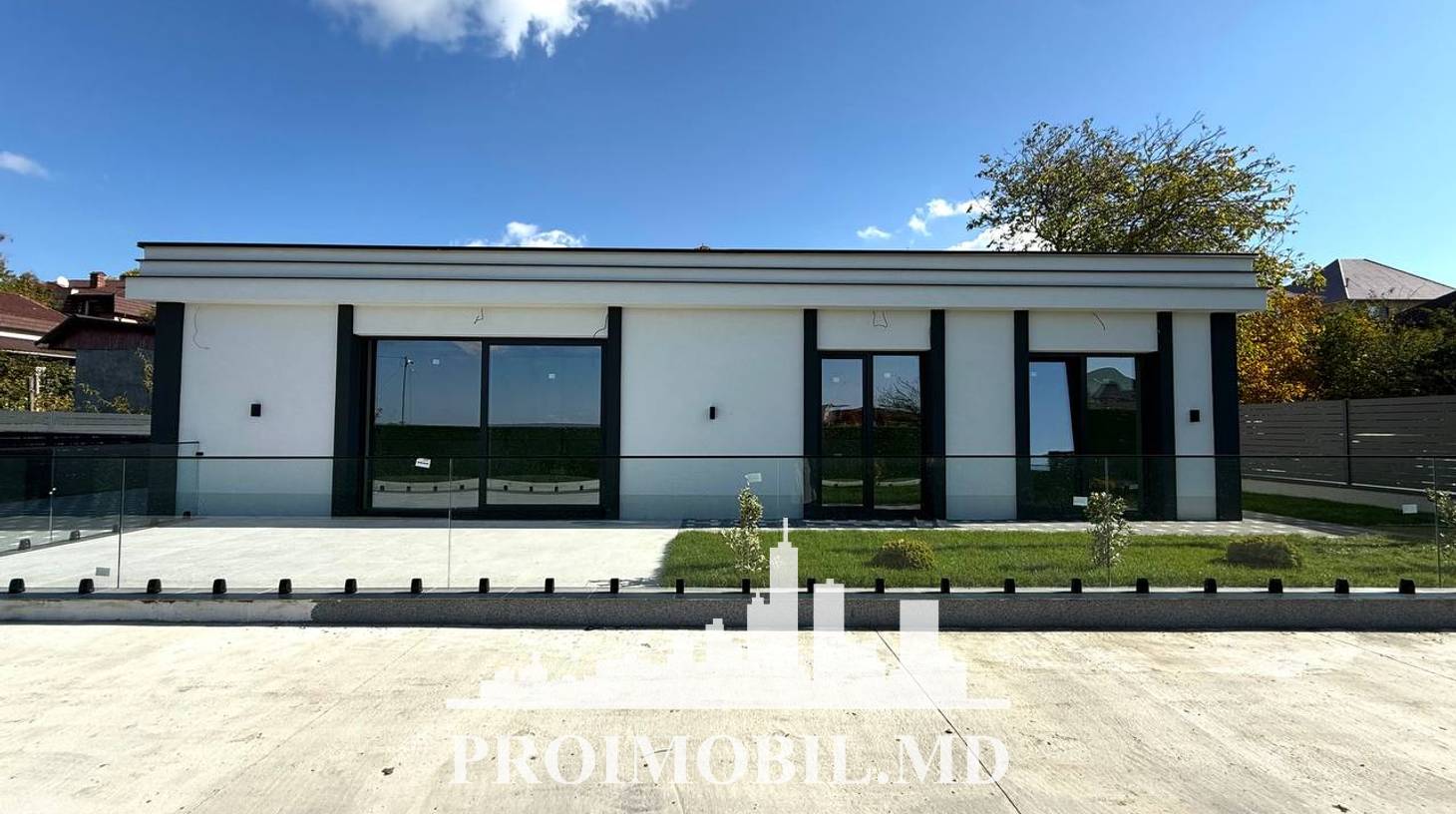 https://images.proimobil.md/cQ6eiQkS0fzBjxlLiFVgIBKV5Zi7G5eXvKDXi5nnT_8/watermark:0.75:so:0:30:0.39/resize:fill:1460:816:1/gravity:ce/bG9jYWw6Ly8vZXN0YXRlL2xyLzA5MGYyNjkyLTQ0ZTEtNDgwMC04OGU5LTczMDExMWYyOGMyYy5qcGVn