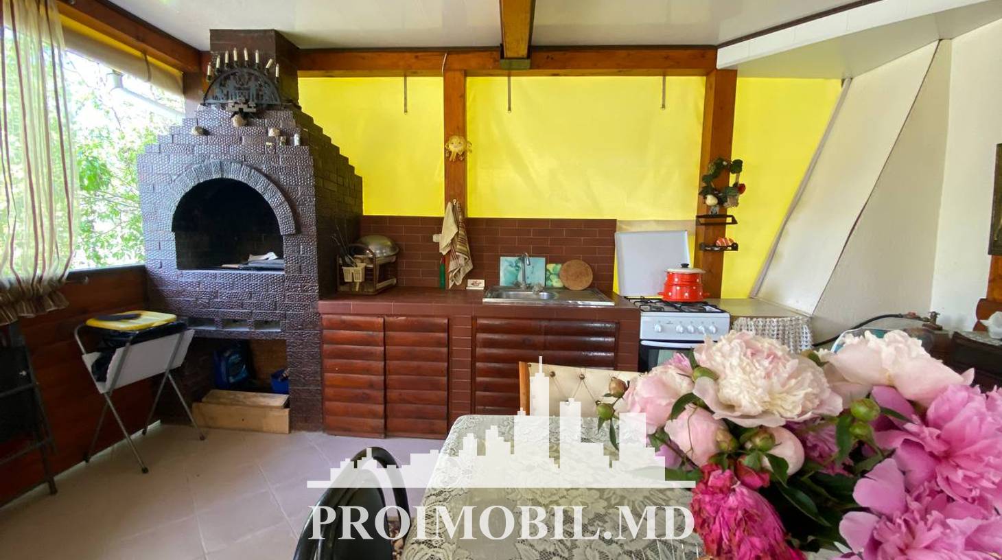 https://images.proimobil.md/cRL_qD68ycEVt4nhAWi07W5ZD3tXrZ1FGnzyULQtuvc/watermark:0.75:so:0:30:0.39/resize:fill:1460:816:1/gravity:ce/bG9jYWw6Ly8vZXN0YXRlL2xyL2I2NTA2ZGIyLTgyZDUtNDE3YS04ZDJjLWNjZjNiMTM0MjJlYy5qcGVn