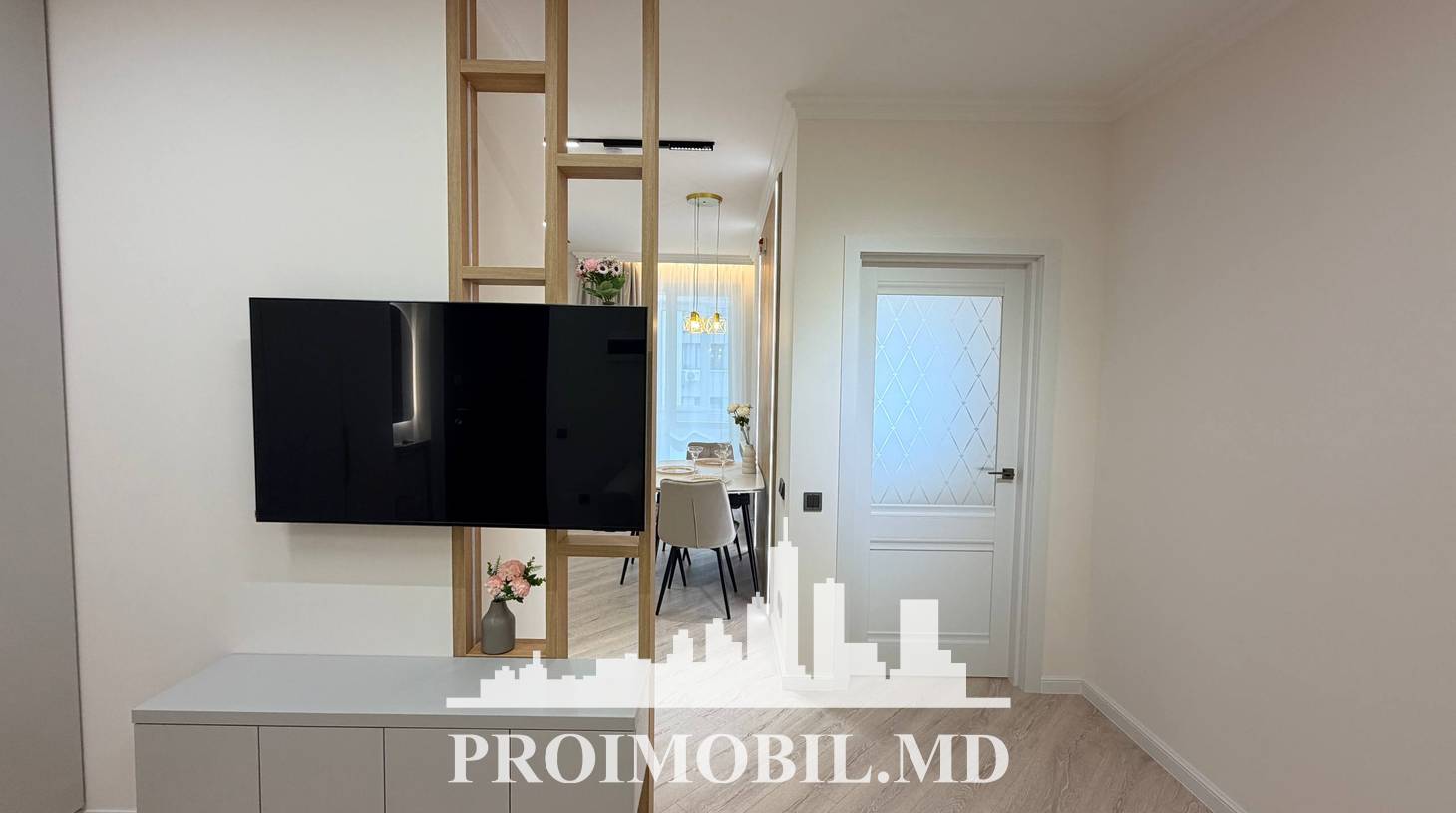 https://images.proimobil.md/cSkNXXeqAf05hibmdTZP54M8lvf96S6IxvCsPdt3weY/watermark:0.75:so:0:30:0.39/resize:fill:1460:816:1/gravity:ce/bG9jYWw6Ly8vZXN0YXRlL2xyL2M5Zjc4NmExLTUyNGYtNGFmZC1hMmRiLTY4ZWViNzQ1NjRkMS5qcGVn