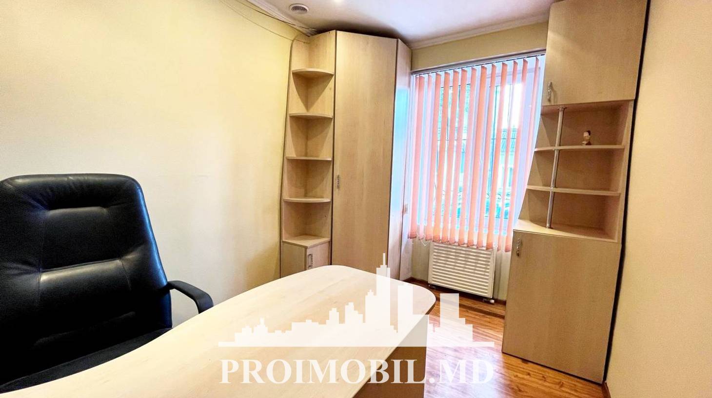 https://images.proimobil.md/cTT9o8TtFrSjae1q0V9ujbLyujZKrRTtA0ZeRCAUbXg/watermark:0.75:so:0:30:0.39/resize:fill:1460:816:1/gravity:ce/bG9jYWw6Ly8vZXN0YXRlL2xyL2Y2NTQzMzcyLTc5YWItNDc3OC1iNTYwLTQzMDk4OTdmOGExMS5qcGVn