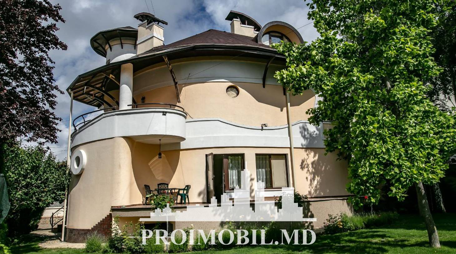 https://images.proimobil.md/cV6JoIeZqO0X-d8tf4qlMjmBYcn4kXvImOXrhC5eWZA/watermark:0.75:so:0:30:0.39/resize:fill:1460:816:1/gravity:ce/bG9jYWw6Ly8vZXN0YXRlL2xyL2I1NzVkMGNmLTEwMDEtNGM1ZS1iNGUxLTY0MTJkMGVhZjQyZi5qcGVn