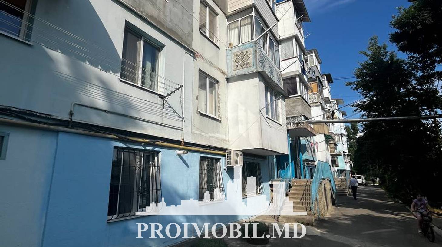 https://images.proimobil.md/cVYG07v9h2-nt0gkynDXEeGCu2viTIh_j_-dgu6xN1w/watermark:0.75:so:0:30:0.39/resize:fill:1460:816:1/gravity:ce/bG9jYWw6Ly8vZXN0YXRlL2xyL2E0ZTA2MTExLTFlOGUtNGE4NC1hNjIxLWZjMzQxNDkzZmQxNC5qcGVn