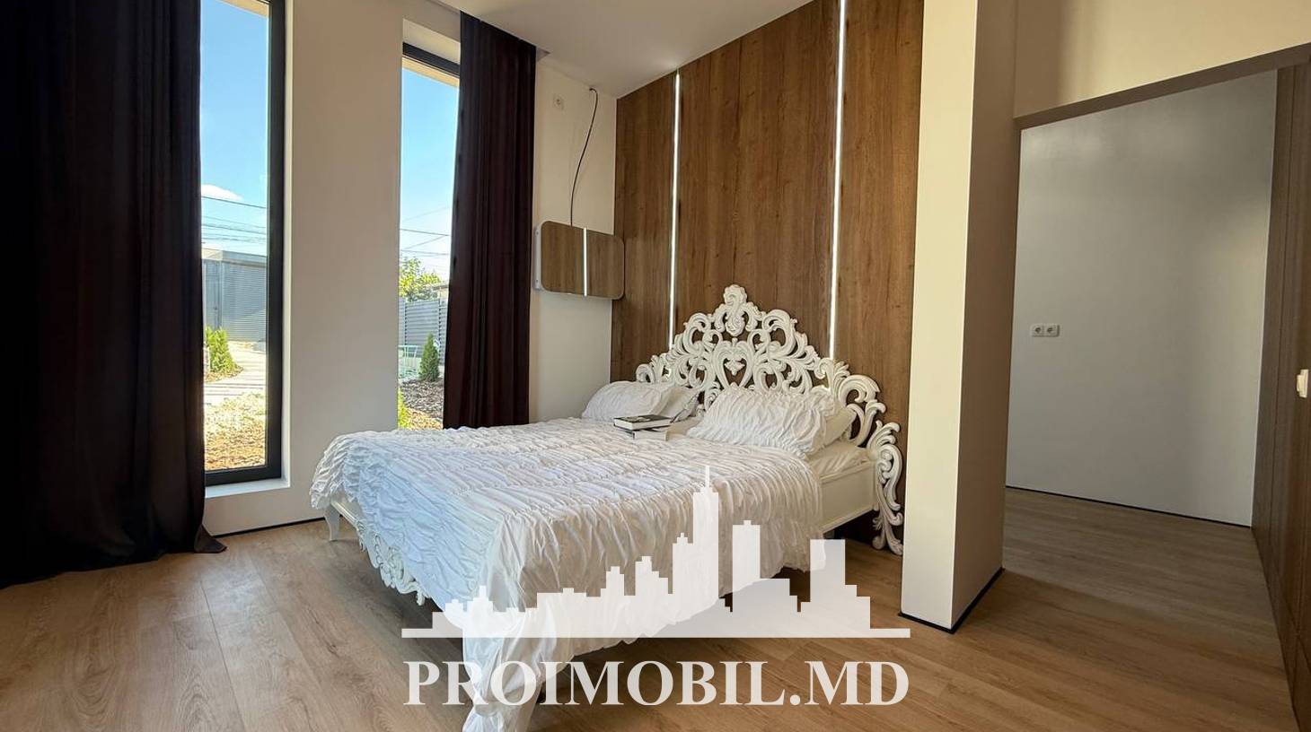 https://images.proimobil.md/cWmQYo6_rYzy0_cxsQcJ99O5abK9tUCOErJDCN6SQ34/watermark:0.75:so:0:30:0.39/resize:fill:1460:816:1/gravity:ce/bG9jYWw6Ly8vZXN0YXRlL2xyLzhmZjkwNTQwLTMzNmMtNGE2MS1hZGEwLWViOWZkNjMwZmU1ZC5qcGVn