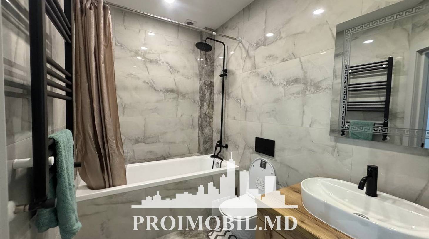 https://images.proimobil.md/cZAInk9VKWBKdp9-gR1_dUKmbN2N0IPe1JuQkx3ufS8/watermark:0.75:so:0:30:0.39/resize:fill:1460:816:1/gravity:ce/bG9jYWw6Ly8vZXN0YXRlL2xyLzQ5YmIzMDMzLWNhOTgtNDMwYi1iYTMzLTU2ZTU5ZDdjNDQ1MC5qcGVn