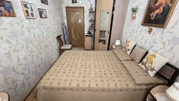 https://images.proimobil.md/cZOkIPennU3ni1G8YLN3DvR-B_MUQjcUuMsFcTqVHGg/resize:fill:350:198:1/gravity:ce/bG9jYWw6Ly8vZXN0YXRlL2xyL2IwZWI3ZGM5LTFkNjMtNGZiNi05NzVmLWYxNDE5NzYwZjhiZS5qcGVn