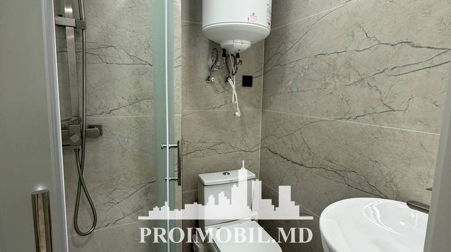 https://images.proimobil.md/cgnLnmJdN5AesyAIFOES0pYyUvcj1hFuBrtNkYU-bFE/watermark:0.75:so:0:30:0.39/resize:fill:1460:816:1/gravity:ce/bG9jYWw6Ly8vZXN0YXRlL2xyLzIwOTI0NzE1LWNkNTItNDQ5Yy04YzhkLTc4MjU5M2ZmZDk4OS5qcGVn
