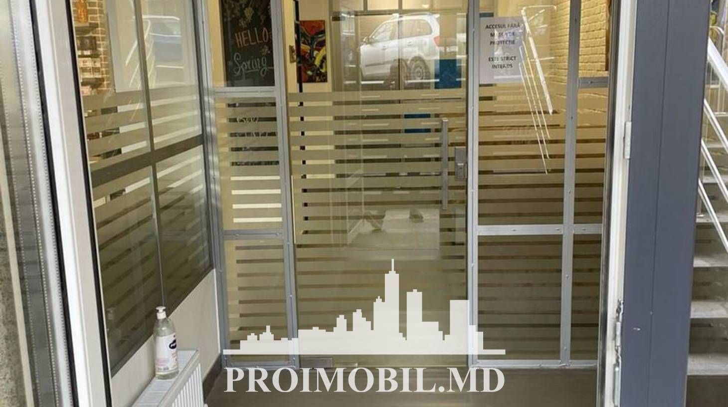 https://images.proimobil.md/ch3HnMX4XA8HtSIodW066U1eBAg2-pv7vvalhd-6Kc4/watermark:0.75:so:0:30:0.39/resize:fill:1460:816:1/gravity:ce/bG9jYWw6Ly8vZXN0YXRlL2xyLzhmYjYxNzFmLTUwMDEtNDdmMi04OWY3LTEzNGJlZDRhMjQ2MC5qcGVn