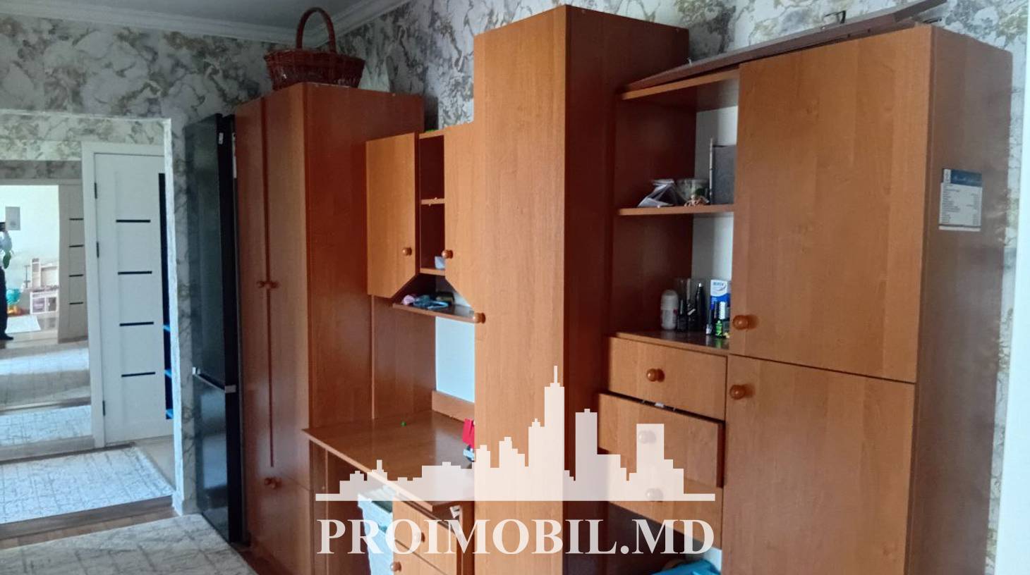 https://images.proimobil.md/ciSbGf3TP6WTdWaB1aMSXVLRYjEhV1v7QhKp7fI3gKM/watermark:0.75:so:0:30:0.39/resize:fill:1460:816:1/gravity:ce/bG9jYWw6Ly8vZXN0YXRlL2xyLzE0NTFjNjg4LTlhMDYtNGQyOC04MWM0LWQzZTllNzgzYTY5MS5qcGVn