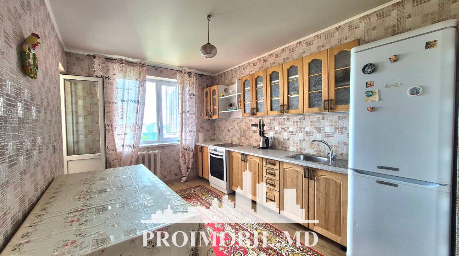 https://images.proimobil.md/cjjVkiYvVedDvrGLWZxGsbtIA8KUQFNuO6bH6uNDeUU/watermark:0.75:so:0:30:0.39/resize:fill:1460:816:1/gravity:ce/bG9jYWw6Ly8vZXN0YXRlL2xyL2UwOGIwMGY5LTg3MDgtNDRlNy05M2UyLWIwM2FiNDE2NWUxMS5qcGVn