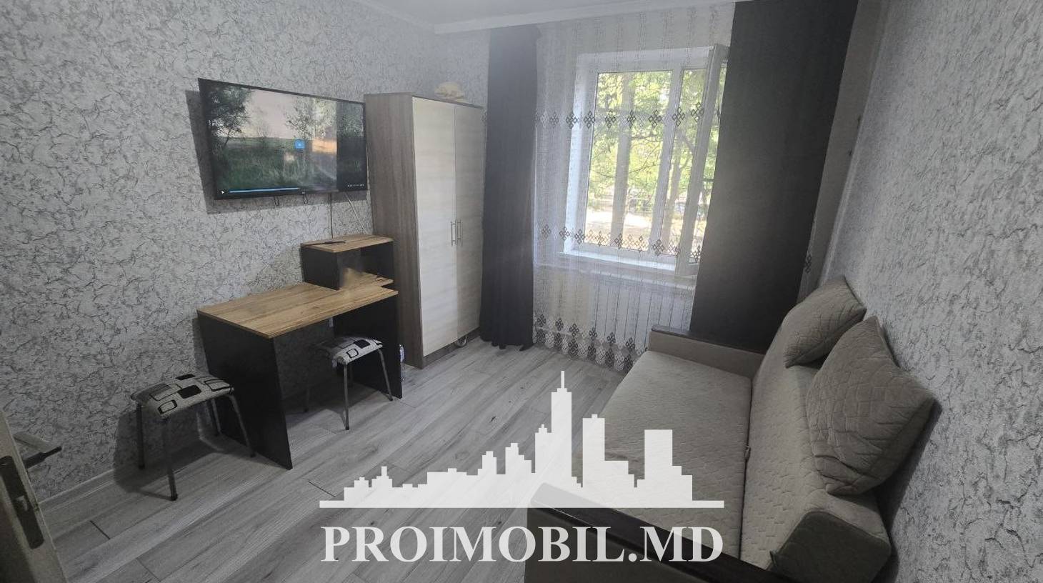 https://images.proimobil.md/cnmbMG2rmF2af3UyIpcwCg6KgAarSP2qfQSJMv26wLg/watermark:0.75:so:0:30:0.39/resize:fill:1460:816:1/gravity:ce/bG9jYWw6Ly8vZXN0YXRlL2xyL2M2Yzg0YTFkLTYxNmQtNGJhNC04NmQ3LTJmMmM5ODlhYTlhYi5qcGVn