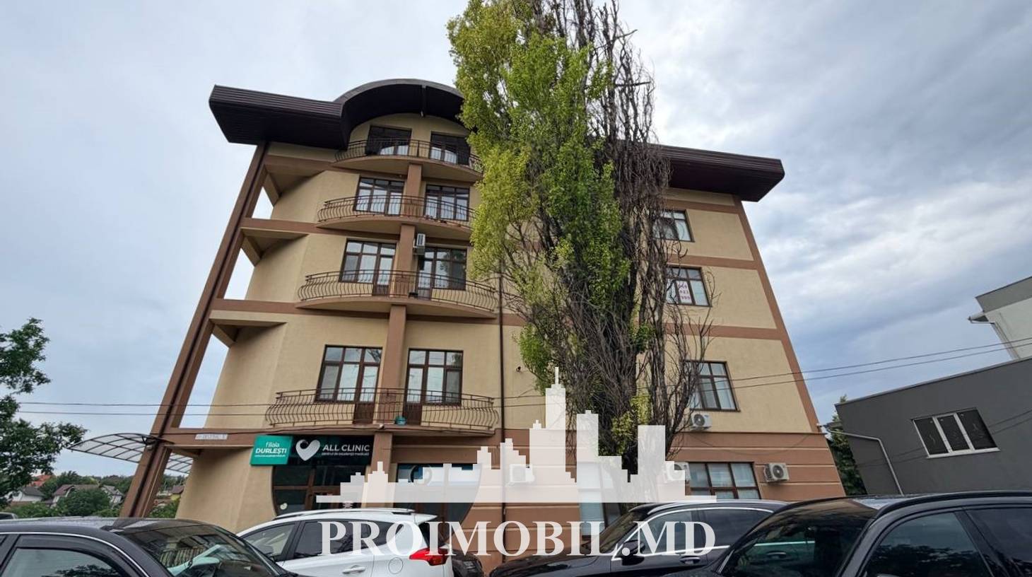 https://images.proimobil.md/copIfAricLiBOBN_8AsVcmir1strS2cCDjrS05xvEEY/watermark:0.75:so:0:30:0.39/resize:fill:1460:816:1/gravity:ce/bG9jYWw6Ly8vZXN0YXRlL2xyL2NhN2IzODU4LTk0OTItNDIxMy05ZmJlLTUwYzcyYjg4YWM1YS5qcGVn