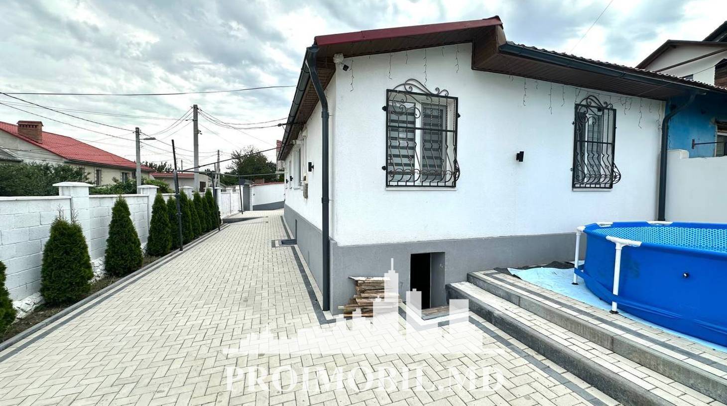 https://images.proimobil.md/cqAQsrQIL1nxulkNtkvg2kQq21KVRTJ90Y4GKZC1suQ/watermark:0.75:so:0:30:0.39/resize:fill:1460:816:1/gravity:ce/bG9jYWw6Ly8vZXN0YXRlL2xyLzMzYmM5MTgyLTQ2OWEtNGY4OS05N2RiLWE3NzMyYmQzMzc5NS5qcGVn