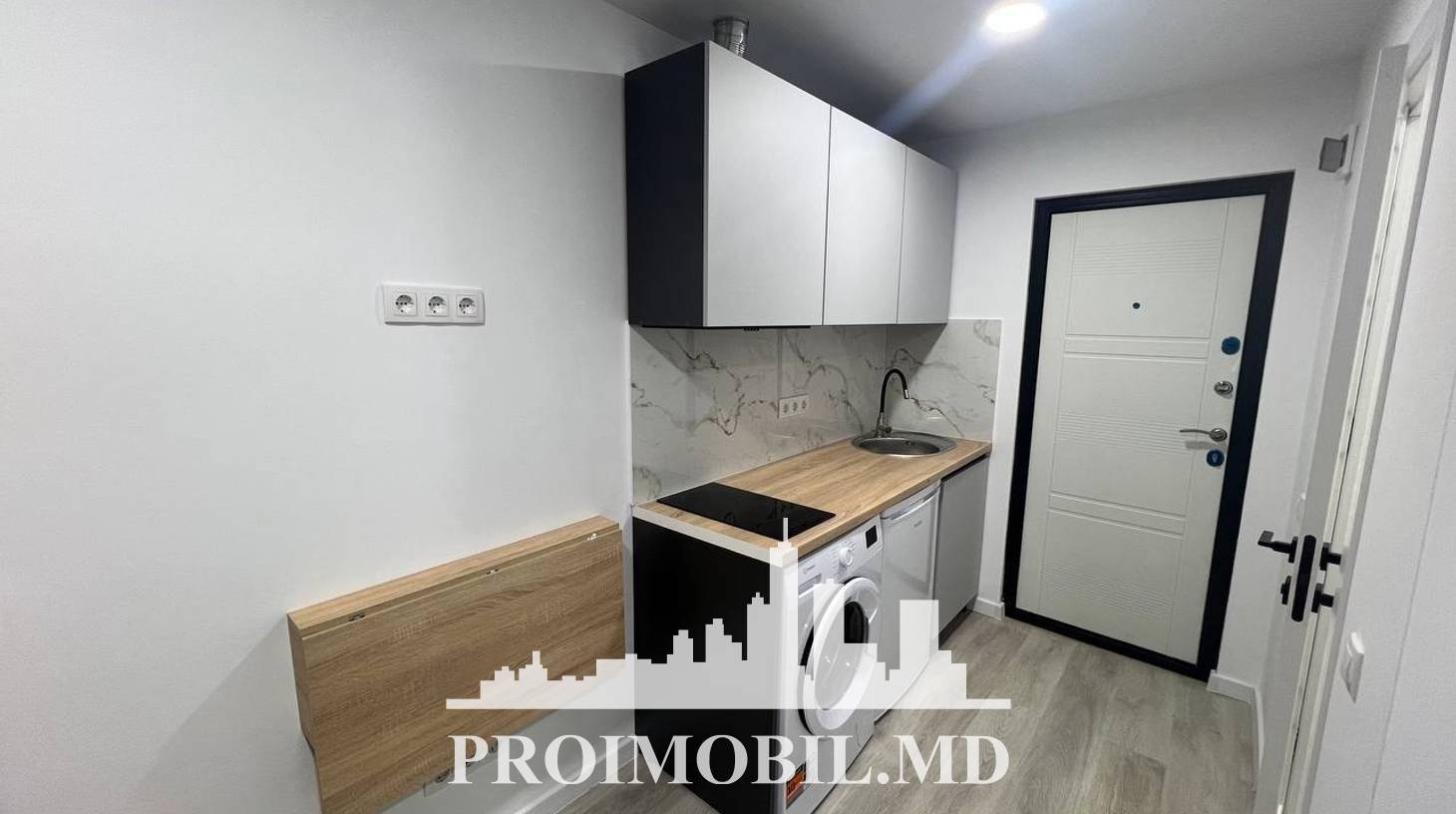 https://images.proimobil.md/cqs3CEJGUkIZU6G4qQfZVaNAo4MT5QNP0dQ0zoDzx_o/watermark:0.75:so:0:30:0.39/resize:fill:1460:816:1/gravity:ce/bG9jYWw6Ly8vZXN0YXRlL2xyL2I4MDk4ZGVlLTRmZmMtNDM0YS1hOWVkLTA1YjkxZjY0YzI0MS5qcGVn