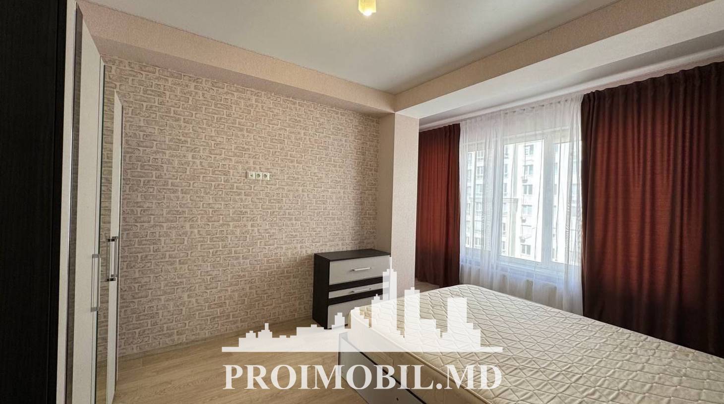 https://images.proimobil.md/ctS7P8zz0Pc1cebxqEYCM4KqXdPlL_DDYnzsWsOG7xk/watermark:0.75:so:0:30:0.39/resize:fill:1460:816:1/gravity:ce/bG9jYWw6Ly8vZXN0YXRlL2xyL2UxMGM5ZDFiLTg2ZjAtNGVjZi1iZDNmLTY4NDdhZmU2NjE1Mi5qcGVn