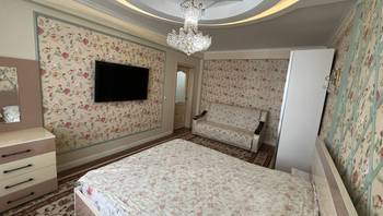 https://images.proimobil.md/cvSApU-GeJxM9769tHX--3TSdbfJPRS1lZ2znh1TuvA/resize:fill:350:198:1/gravity:ce/bG9jYWw6Ly8vZXN0YXRlL2xyLzU3ZjM4M2QyLWU0NTMtNDJiMS1iOTVhLWJlMDM0YTM3YTMyZC5qcGVn