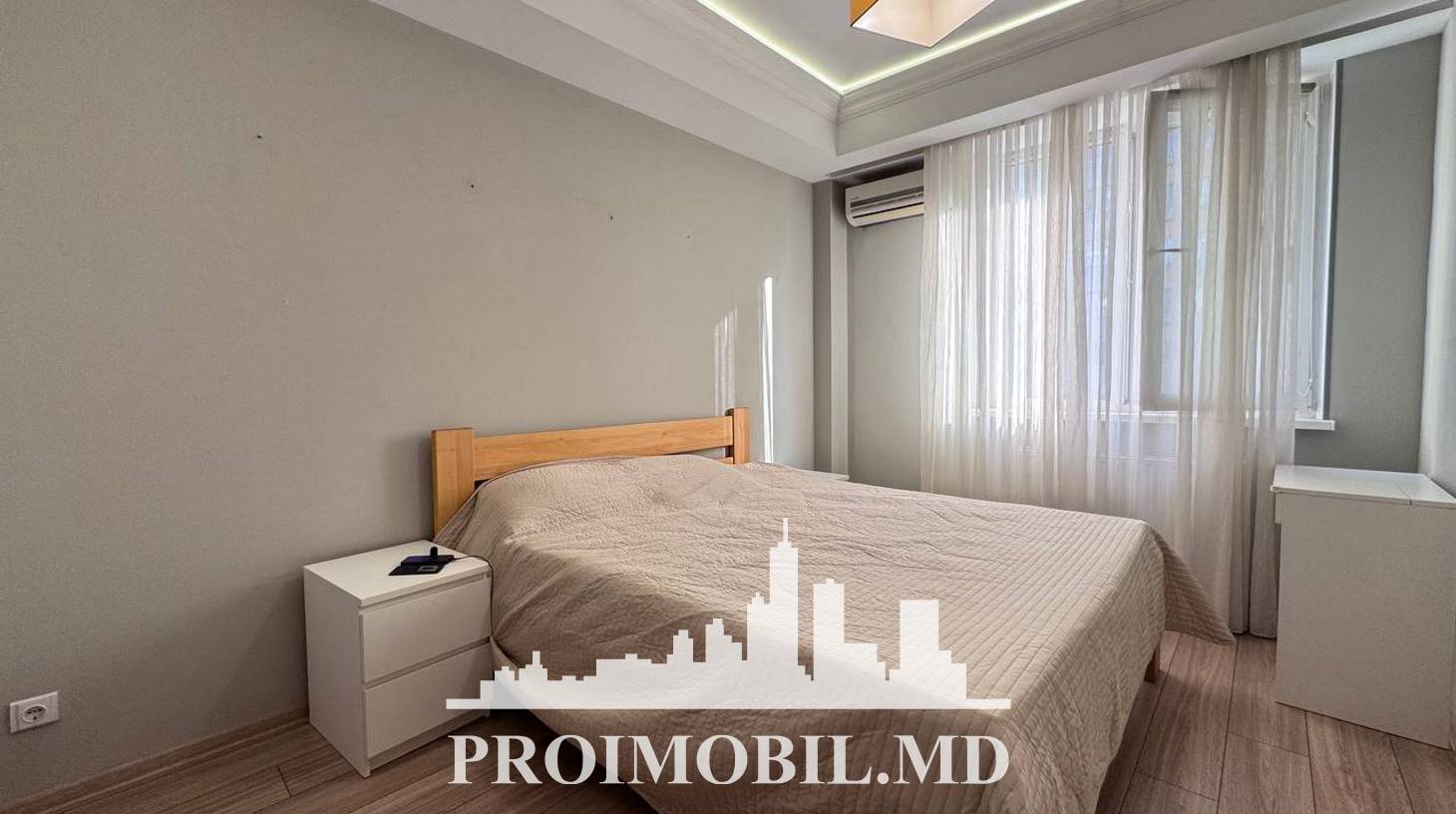 https://images.proimobil.md/cy-W0sopPU7QkR2iZEnDl-Ug-1SFd_qMucbae6UXrVQ/watermark:0.75:so:0:30:0.39/resize:fill:1460:816:1/gravity:ce/bG9jYWw6Ly8vZXN0YXRlL2xyLzc3OTBkNTQ1LWEwYTEtNDk1Mi1iZjY3LWZhZmQ3ODA4ODk1Yy5qcGVn