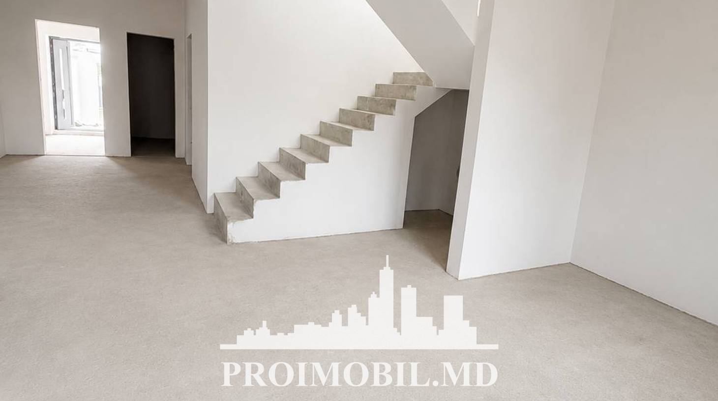 https://images.proimobil.md/d19-5kfy6lJ5kCZyxb5QU7dqwYdrHcKEVEtGJBLMPYE/watermark:0.75:so:0:30:0.39/resize:fill:1460:816:1/gravity:ce/bG9jYWw6Ly8vZXN0YXRlL2xyLzEyM2NkNDY3LWIxN2MtNGEwYi05MWNlLTdjODliZjRmNzQzMi5qcGVn
