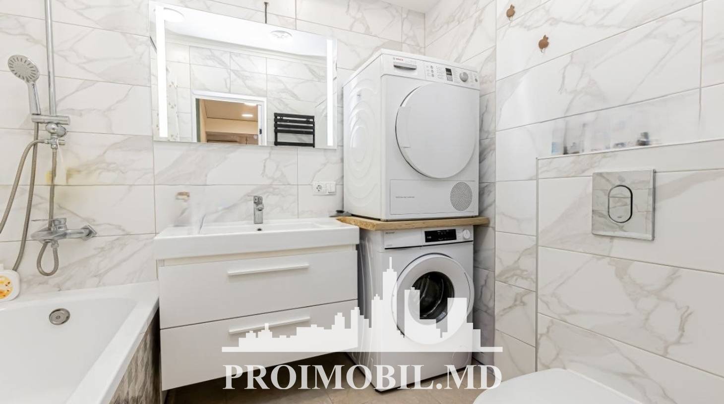 https://images.proimobil.md/d1TzYPRMgi_JpAObqgOH2Yih-IzbvvEmLwk-FOqy6Z4/watermark:0.75:so:0:30:0.39/resize:fill:1460:816:1/gravity:ce/bG9jYWw6Ly8vZXN0YXRlL2xyLzhkN2E4MmViLTQzNGQtNGNlMC04OGZiLWY2MTI4M2IzMDM3MC5qcGVn