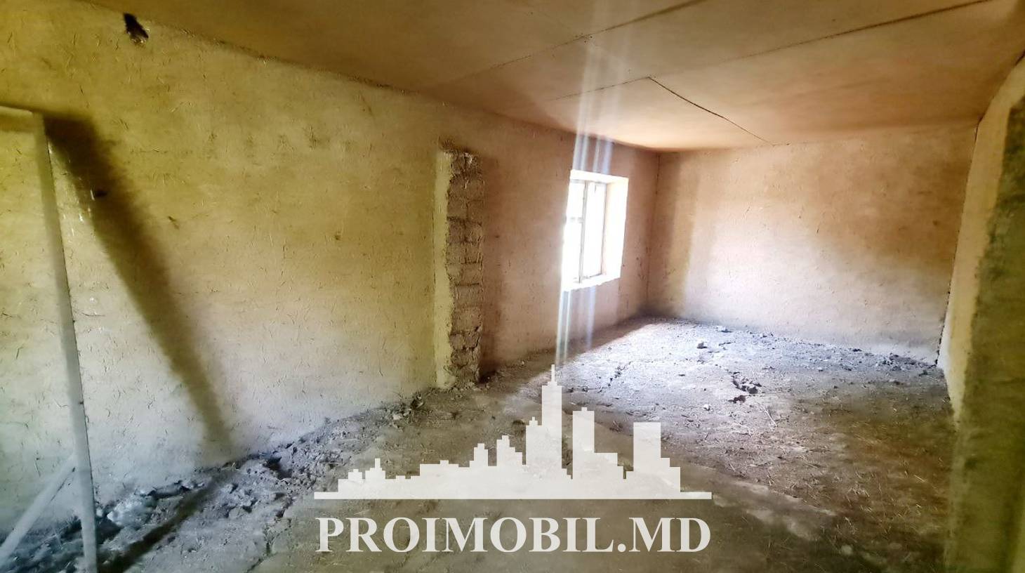 https://images.proimobil.md/d5dN33Eu_r69mSa22Hzcels9tIrcJmYAlehpsP4ZQb4/watermark:0.75:so:0:30:0.39/resize:fill:1460:816:1/gravity:ce/bG9jYWw6Ly8vZXN0YXRlL2xyLzJhNTYwOThlLTdjYTQtNGYzNC1hOTM3LWRkN2I5ZWQ5ODU1MS5qcGVn