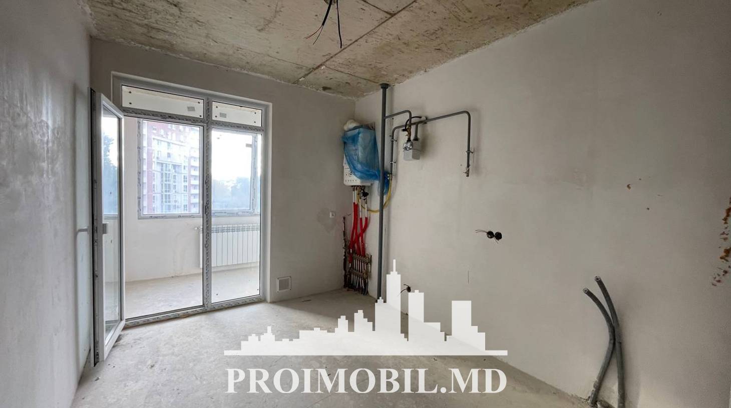 https://images.proimobil.md/dBa8SaMmLvxv3pe08bvE-GrViDX4j8ts4AlG0d7qKPc/watermark:0.75:so:0:30:0.39/resize:fill:1460:816:1/gravity:ce/bG9jYWw6Ly8vZXN0YXRlL2xyLzNhMDhkZDZiLTYyMDktNDQxOC04OWU3LTI3Y2EyZGRhMGNjYy5qcGVn