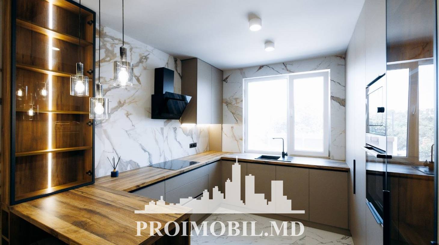 https://images.proimobil.md/dC1dHU8D7QjnIYeL_Cpe7bliiHF78s4kS6xQIeoTT2c/watermark:0.75:so:0:30:0.39/resize:fill:1460:816:1/gravity:ce/bG9jYWw6Ly8vZXN0YXRlL2xyL2QwMzM0YTM1LTY1MmEtNDEzZS04OTA1LWQ1OWJiOWQyODlhMy5qcGVn