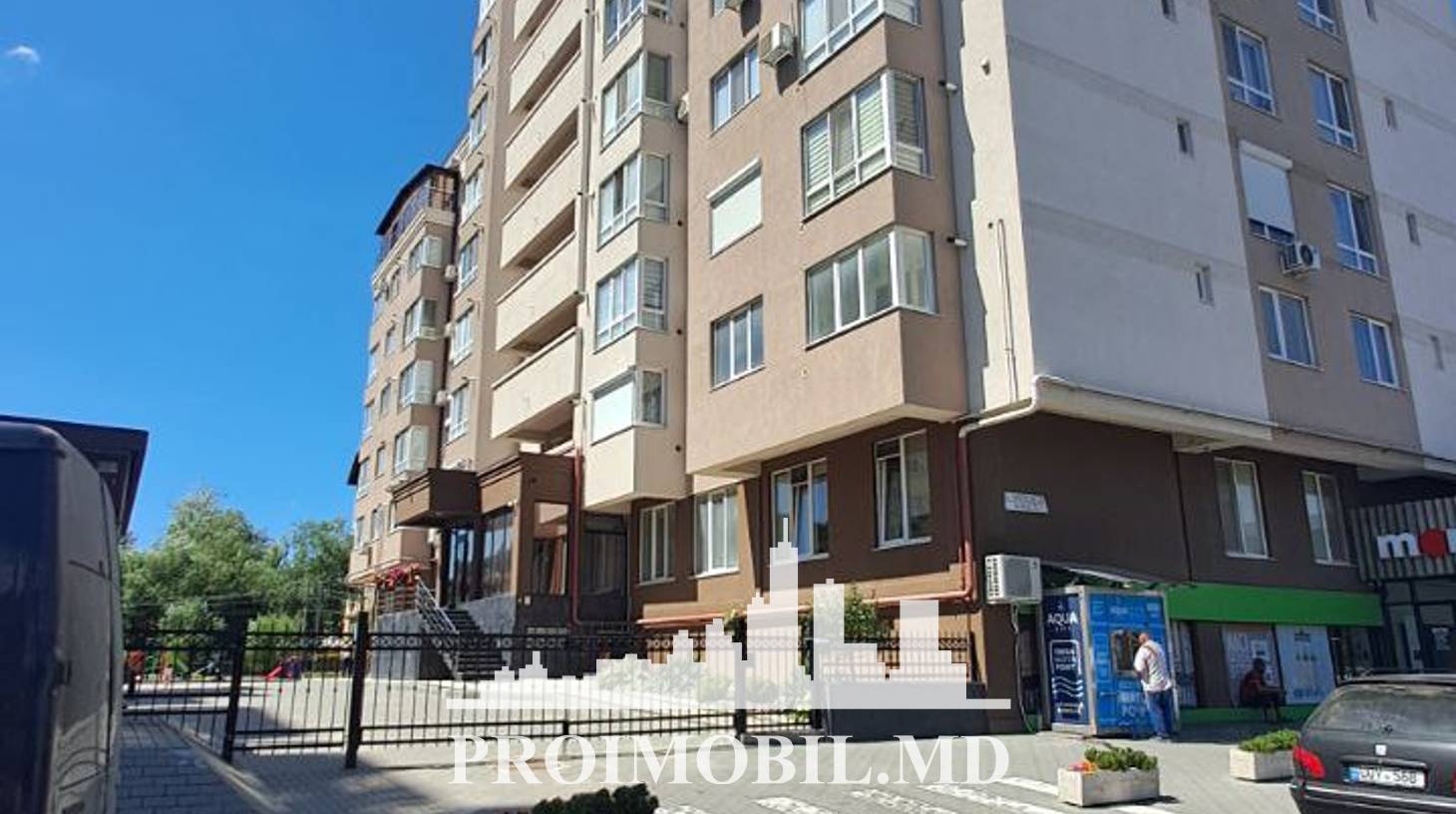 https://images.proimobil.md/dH1vWcW_hRrLdf1-ZdaoXu9pmmsKz-VuKs3JDvkSdB4/watermark:0.75:so:0:30:0.39/resize:fill:1460:816:1/gravity:ce/bG9jYWw6Ly8vZXN0YXRlL2xyL2NkYzViZmIzLTliYzYtNGNjMy05ZGM1LTYwOTZlNjc2N2I5NC5qcGVn