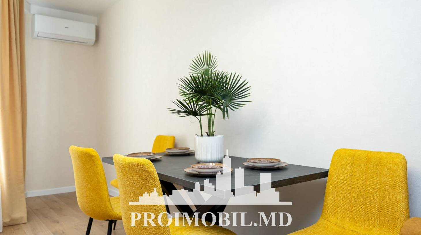 https://images.proimobil.md/dLb4tYk1JqogHckOk4XdQLr9HRM-ykWH1Ub5_BvE_sQ/watermark:0.75:so:0:30:0.39/resize:fill:1460:816:1/gravity:ce/bG9jYWw6Ly8vZXN0YXRlL2xyL2IzNzc0NmNmLTczZTMtNGRmOS1iYmUyLTJlZDU5Y2QyNDBhMy5qcGVn