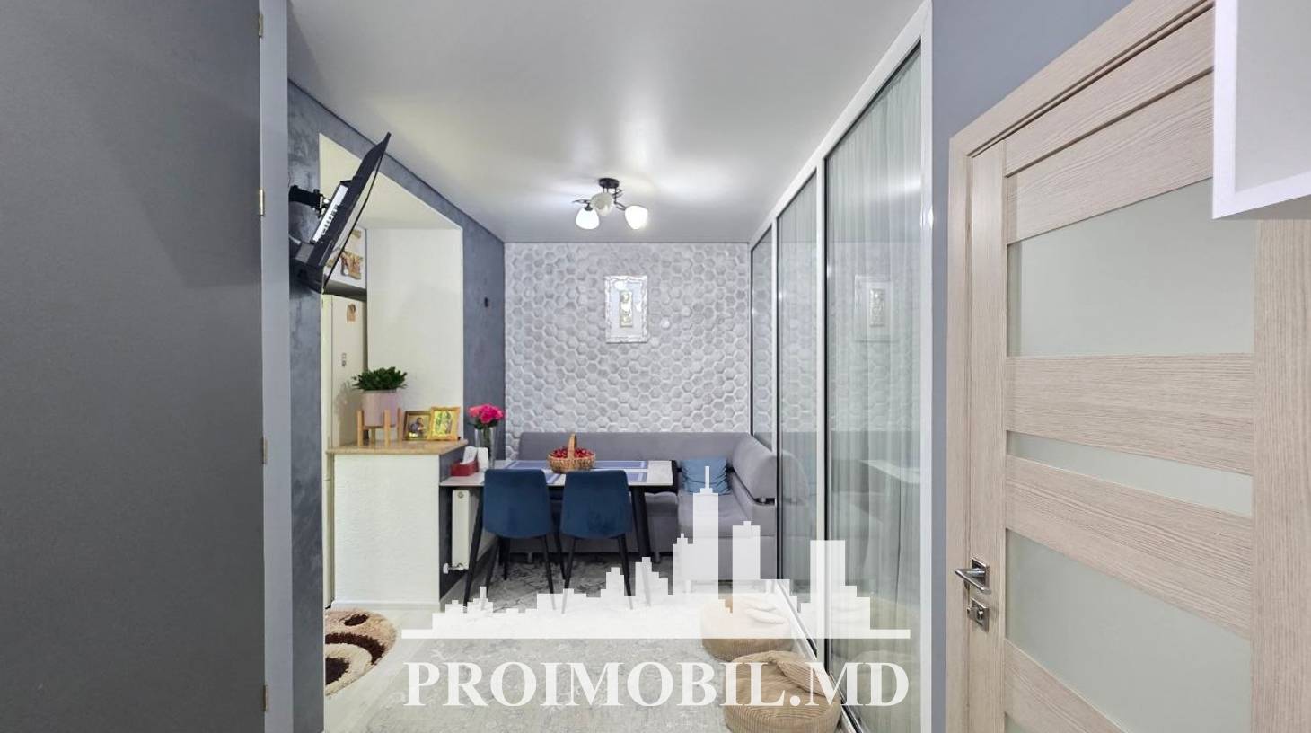 https://images.proimobil.md/dQwhCi-TJLxrcJZJvwLwKvjfLZLQSrCQ88uUu8Q2xV4/watermark:0.75:so:0:30:0.39/resize:fill:1460:816:1/gravity:ce/bG9jYWw6Ly8vZXN0YXRlL2xyLzFiNjc5ZjI0LTFiMDYtNGZhZC1hNTMxLTdlMjU5ODI0ZGY1OC5qcGVn