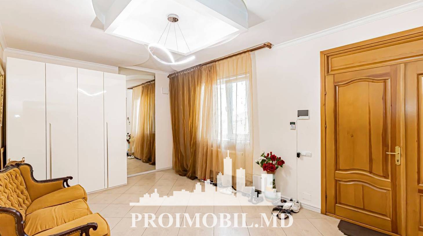 https://images.proimobil.md/dVCK3zhanw_vcC_I9j4keX0rLTsEhCyv5Sz1waQVXYM/watermark:0.75:so:0:30:0.39/resize:fill:1460:816:1/gravity:ce/bG9jYWw6Ly8vZXN0YXRlL2xyLzY1ZmVhZmVlLWQ3ZGQtNGNlMC04YWNkLTYwYjY0N2M5ZjA2ZS5qcGVn