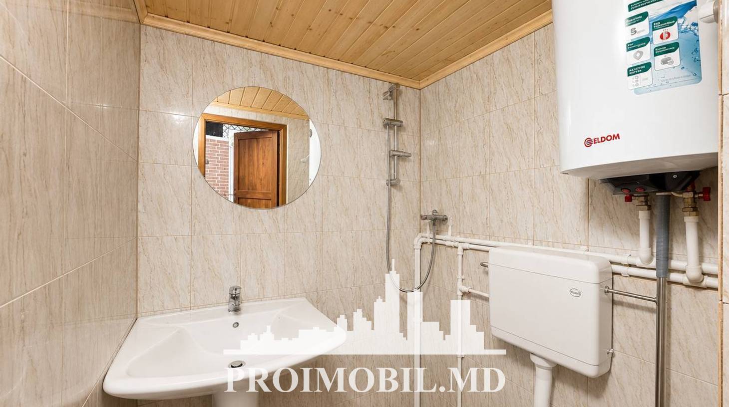 https://images.proimobil.md/dWUwPw0IIRI_97bllIiYgWWoEWg8dBwNfBVfQlvp9ZQ/watermark:0.75:so:0:30:0.39/resize:fill:1460:816:1/gravity:ce/bG9jYWw6Ly8vZXN0YXRlL2xyLzM1YzIyNjg1LTczNWUtNDMyZi04NzNkLTM2ZTFkYTJmNzFkNy5qcGVn