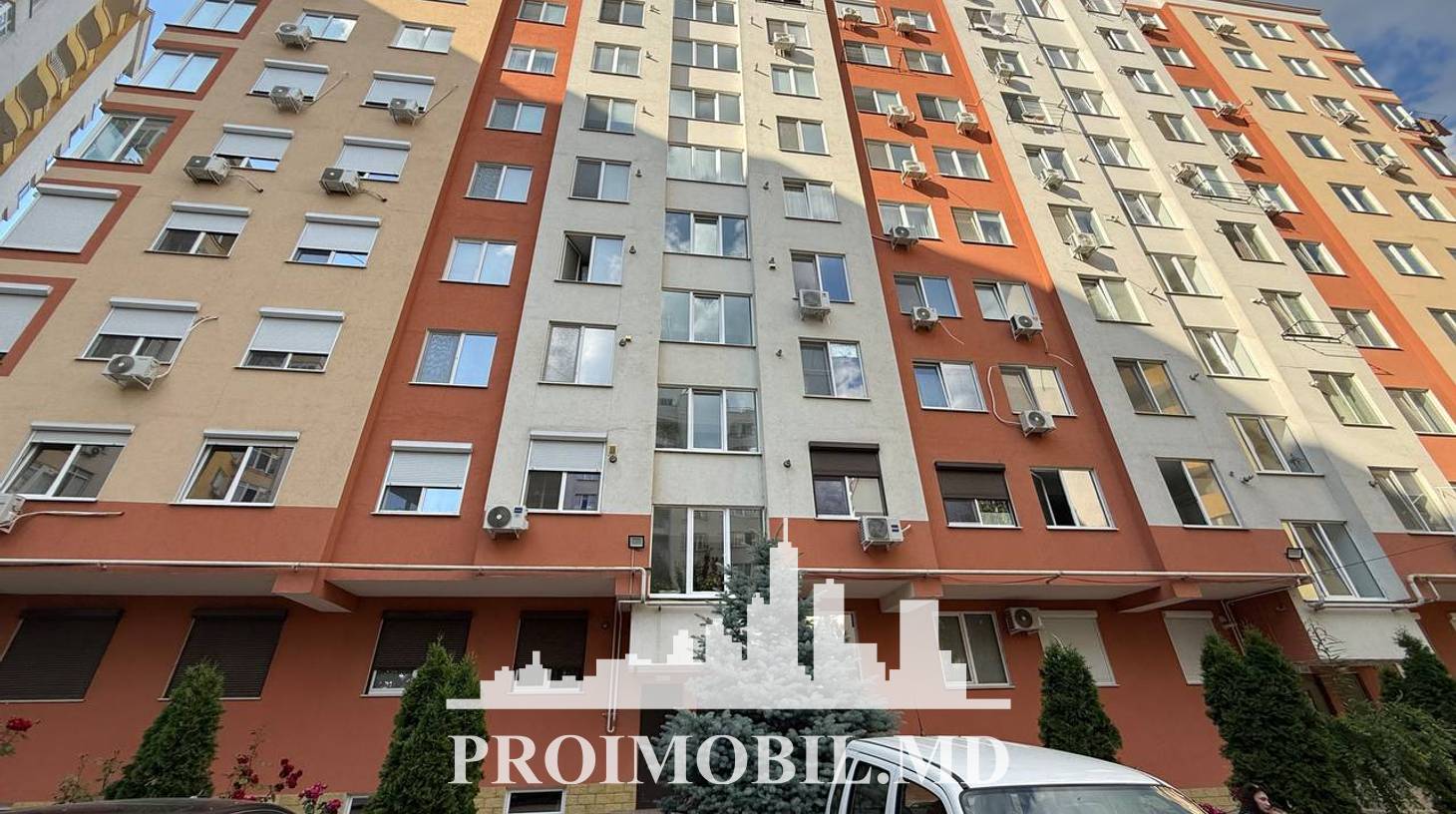 https://images.proimobil.md/dZyjj3prg6sPNjdUIU3dPDUpughv3Tb6p5uJ_BID0SM/watermark:0.75:so:0:30:0.39/resize:fill:1460:816:1/gravity:ce/bG9jYWw6Ly8vZXN0YXRlL2xyLzgwOWJhMTUzLTI1MzUtNDAwZS1iNzdiLWNkNjcwODZiNjBhNS5qcGVn