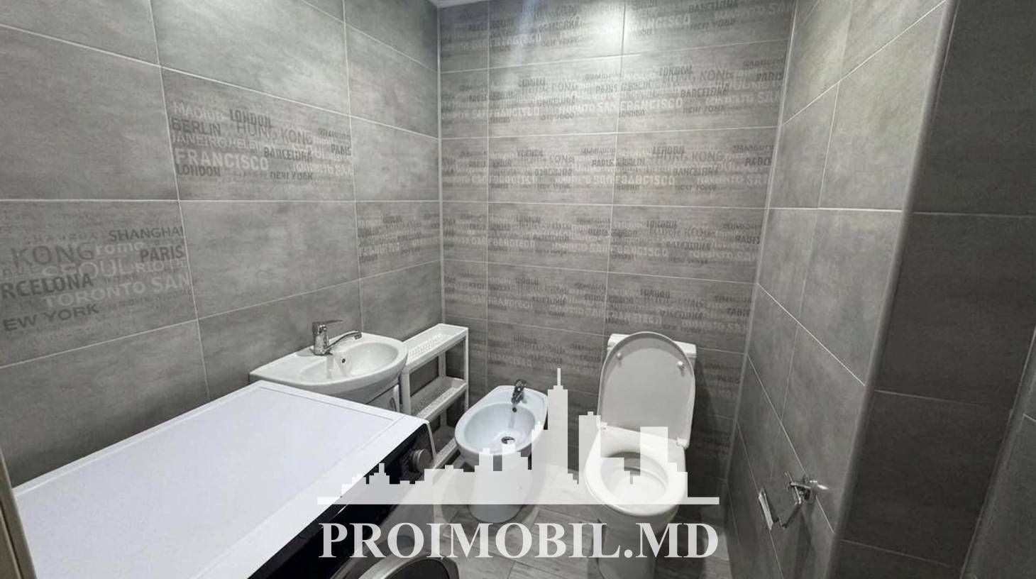 https://images.proimobil.md/d_CExP-ljv5q5tGsczhD768_eE-dcFOiDb73wvNvbH8/watermark:0.75:so:0:30:0.39/resize:fill:1460:816:1/gravity:ce/bG9jYWw6Ly8vZXN0YXRlL2xyL2IxMjk0MWIwLWZlNjktNDAwMS04ZmZjLTExN2I1MDJkM2FkYi5qcGVn