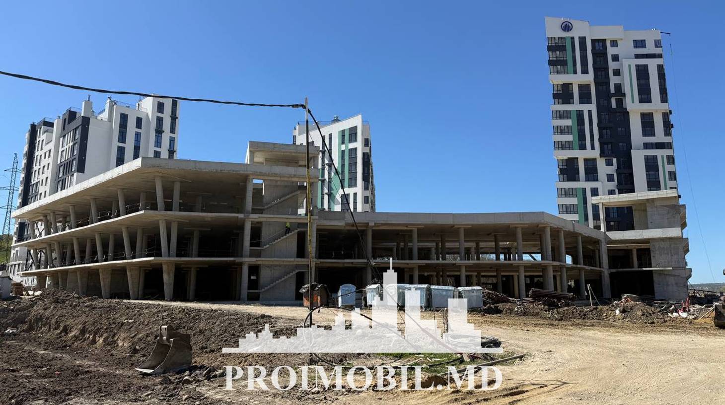 https://images.proimobil.md/dbIUFSjY03kSF0I7SO-NVeXchaGBOXiS22c4oEE-g6M/watermark:0.75:so:0:30:0.39/resize:fill:1460:816:1/gravity:ce/bG9jYWw6Ly8vZXN0YXRlL2xyLzg2N2IxMGM5LWMyZTItNGQyMi1hYTYzLWVjNzI1ZjIyYTg5NC5qcGVn