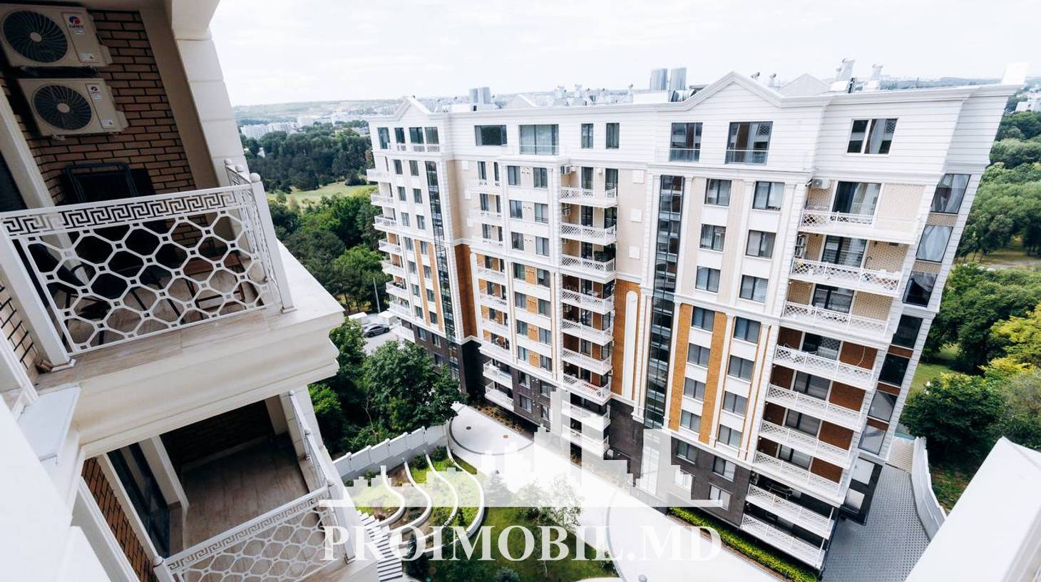 https://images.proimobil.md/dcLKX-tNqDCRD9G2wzDdsmpT1Ot8EKdASOlZh_9nT8Y/watermark:0.75:so:0:30:0.39/resize:fill:1460:816:1/gravity:ce/bG9jYWw6Ly8vZXN0YXRlL2xyLzVkMGE3MzdkLTEzMTUtNGQ2YS05NzAxLWY4MTZiY2NjOWM0YS5qcGVn