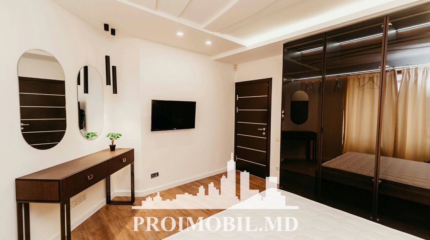 https://images.proimobil.md/de0mAq4KLEdu_ZYN2qCrQmJE2TZoE0l-YoneyLf_CF8/watermark:0.75:so:0:30:0.39/resize:fill:1460:816:1/gravity:ce/bG9jYWw6Ly8vZXN0YXRlL2xyL2JkYTcwZWMxLWNjOWYtNDI3OC05YjFjLTY0NjQ0YTg4MmRkZi5qcGVn