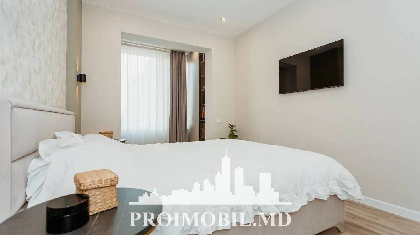 https://images.proimobil.md/dehkoDpMW3kdJE0WjcdvTCS1iL5o2oVq6rnrUuGp93s/watermark:0.75:so:0:30:0.39/resize:fill:1460:816:1/gravity:ce/bG9jYWw6Ly8vZXN0YXRlL2xyL2YxMTM4MTE3LTA1ODUtNDAwMC04YzRjLTZkN2E4ZDgzMzQwYi5qcGVn