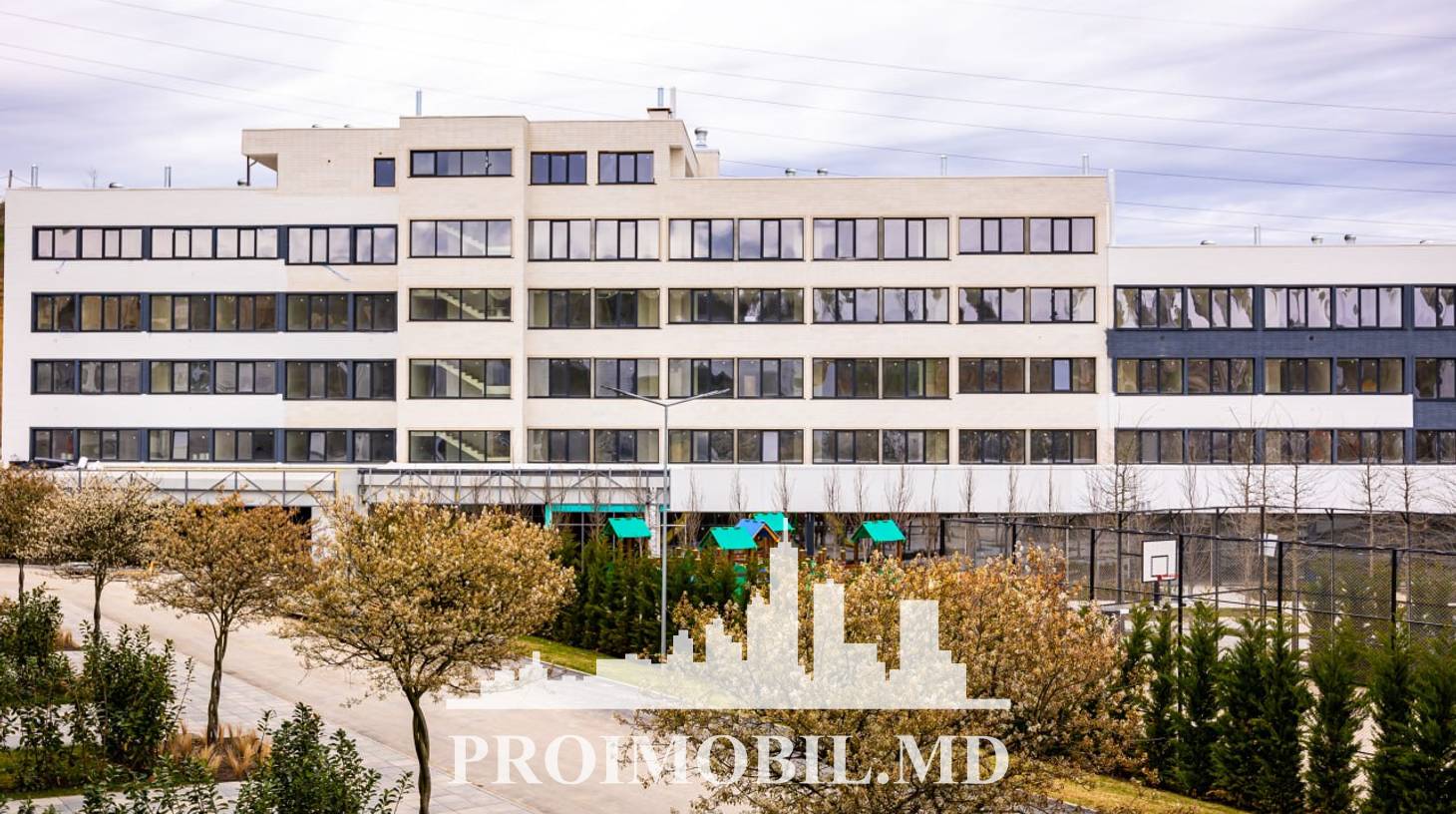 https://images.proimobil.md/dhgTg1h0ZrU4dk6kbhQMS7umNfb-iXwT1awsQNsA1SI/watermark:0.75:so:0:30:0.39/resize:fill:1460:816:1/gravity:ce/bG9jYWw6Ly8vZXN0YXRlL2xyLzM5ODQ5YjkyLWQyNGUtNDg5OS05OThlLTIzODJiMjQwMjAwZi5qcGVn