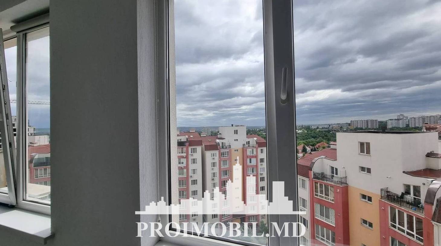 https://images.proimobil.md/djMFu5AV1iH88CRhL5NniAUR7vtu93pPoPB7uo930rc/watermark:0.75:so:0:30:0.39/resize:fill:1460:816:1/gravity:ce/bG9jYWw6Ly8vZXN0YXRlL2xyLzc5ZGI4MTcwLTg5MzctNDVkNy04YTZjLWIwODU1NmE1NjlmZi5qcGVn
