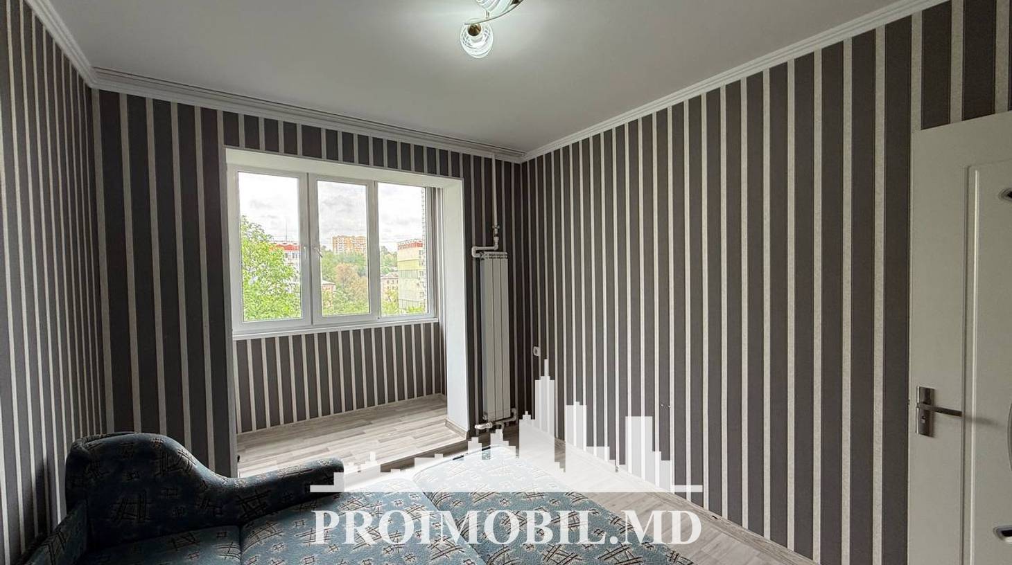 https://images.proimobil.md/dmDLDMrbm0l2qfbOMTjt_Fv8jGUwI4i4YsJegIXoaZM/watermark:0.75:so:0:30:0.39/resize:fill:1460:816:1/gravity:ce/bG9jYWw6Ly8vZXN0YXRlL2xyL2JmODIyMzc1LTdjZjktNGZhMS1hOGExLTdlODM5ODlkZTJhNC5qcGVn