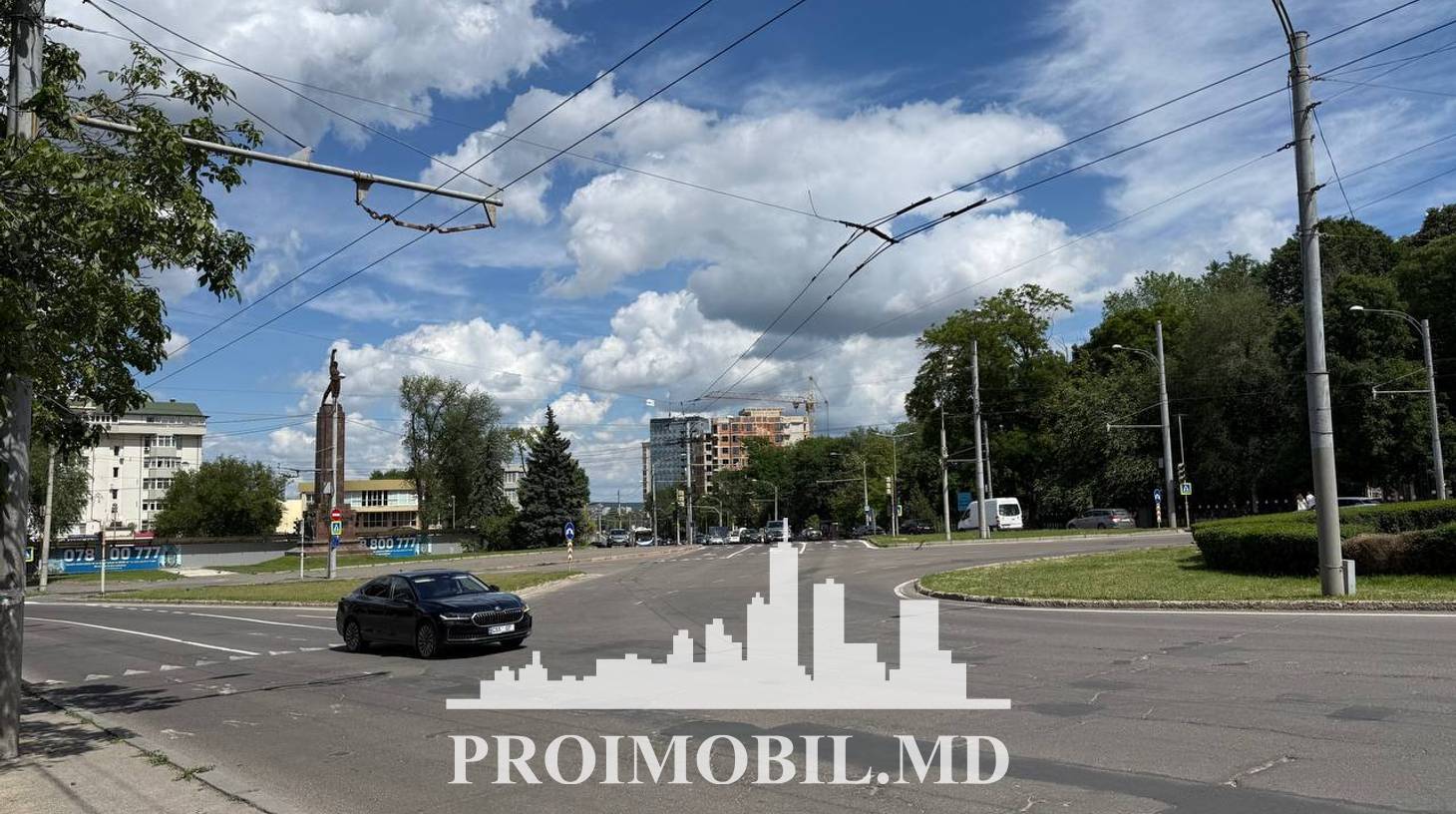 https://images.proimobil.md/dmN0PpmIMWF3tBZERJXz0gALR1W9yCz7WlpGm3UA_Vk/watermark:0.75:so:0:30:0.39/resize:fill:1460:816:1/gravity:ce/bG9jYWw6Ly8vZXN0YXRlL2xyLzE5NTkzYTU3LTk0ZTktNDY0NS1hZGFiLTY4NjZmZGU3NTc0MS5qcGVn