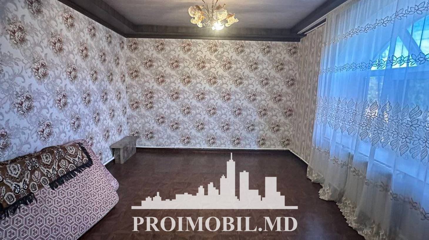 https://images.proimobil.md/dohNVXr5TTJ6R2hw5cLMvTyVHf69raXaID2cKwaK_TM/watermark:0.75:so:0:30:0.39/resize:fill:1460:816:1/gravity:ce/bG9jYWw6Ly8vZXN0YXRlL2xyLzVmZjIyYmVkLTc2MmMtNDJjOS1iNzlhLTUzYjM5NjAzMjc3Yi5qcGVn