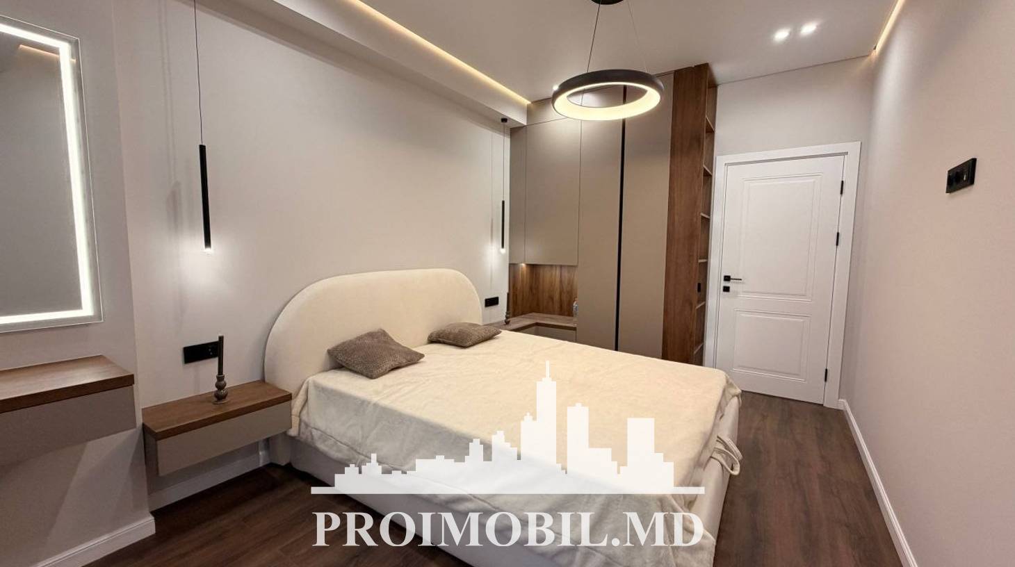 https://images.proimobil.md/dpGEEZKKJzgl6dwkv5QlVnSX6sLYzYO3Ef5TY2cH-7s/watermark:0.75:so:0:30:0.39/resize:fill:1460:816:1/gravity:ce/bG9jYWw6Ly8vZXN0YXRlL2xyL2FlNTdhMzY1LTA2NjYtNDQwZS05YzliLWZlOGRhMzI4MmEyNS5qcGVn