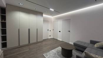 https://images.proimobil.md/dqQWk4TQ7fKfZg9UpsduQCNs5ZO8fXGtruocBNxGYmo/resize:fill:350:198:1/gravity:ce/bG9jYWw6Ly8vZXN0YXRlL2xyLzQwMjUzMGUzLTBkMmItNDZkNS04ZjAxLTM1MjUxMWFmYzAxOS5qcGVn