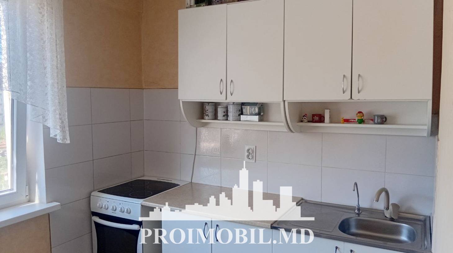 https://images.proimobil.md/drzwbxTNb2d-cdFRmWTmLq8Nq7Zq5gLHXQn-evqHLfM/watermark:0.75:so:0:30:0.39/resize:fill:1460:816:1/gravity:ce/bG9jYWw6Ly8vZXN0YXRlL2xyLzY4YjJmZmNlLWU1ZmEtNDZmMC1hNDM1LTY0MTNkMGI1ZmFkZC5qcGVn