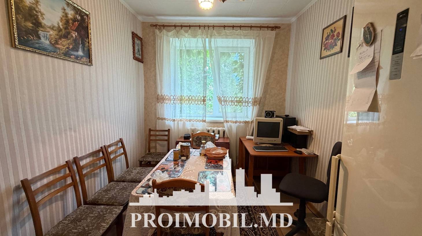 https://images.proimobil.md/dsPyI9F81goh2YKEkYZDMLJ6lYz0T8rVVSaTLxzgNbo/watermark:0.75:so:0:30:0.39/resize:fill:1460:816:1/gravity:ce/bG9jYWw6Ly8vZXN0YXRlL2xyL2U0NWY4ODQ2LWU3Y2QtNDE3MC1iMzlkLTI1MDY1MmYyYTFkMi5qcGVn