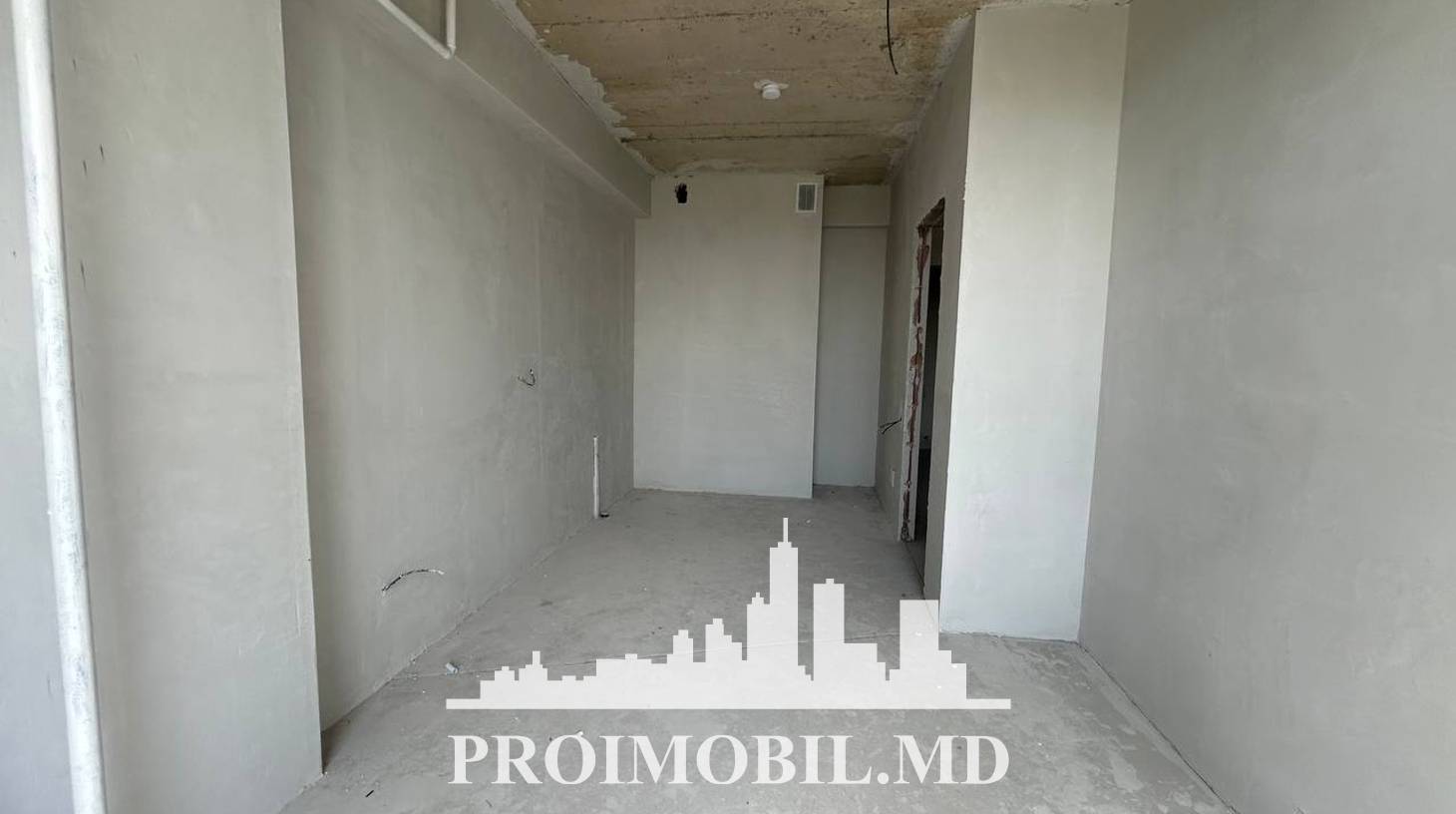 https://images.proimobil.md/dt9ir9ubpFYy5s-qormRKA7S8Ms4bbvXs71onoPEFvo/watermark:0.75:so:0:30:0.39/resize:fill:1460:816:1/gravity:ce/bG9jYWw6Ly8vZXN0YXRlL2xyLzg2N2U2MzViLTVmNGYtNGYwZi1hZWVmLTg3NTBmNjQ5ZDIxMy5qcGVn