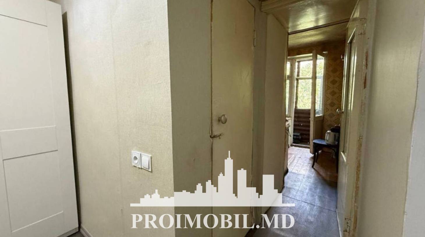 https://images.proimobil.md/e0rDKAgm30bXtf47uqBeCxN2sVOIlh-fEKCQplHOsTA/watermark:0.75:so:0:30:0.39/resize:fill:1460:816:1/gravity:ce/bG9jYWw6Ly8vZXN0YXRlL2xyL2VhZmQ4Zjc0LWFlZmEtNDgyNy05ZmY0LTIzZjE0ZTM0YTA2OS5qcGVn