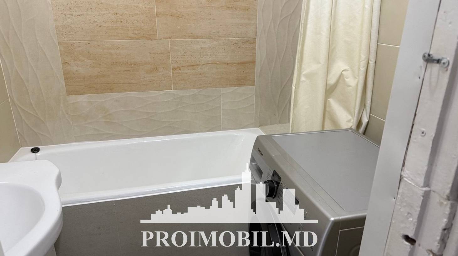 https://images.proimobil.md/e0u2RTKYvf7fo20FU3kl29gw9hyHdyQvOGZ7cjcyOnE/watermark:0.75:so:0:30:0.39/resize:fill:1460:816:1/gravity:ce/bG9jYWw6Ly8vZXN0YXRlL2xyLzlkN2YwNjJkLWI5Y2QtNDFmNC04MTE1LTYwMDkxOTI0YjY5ZC5qcGVn
