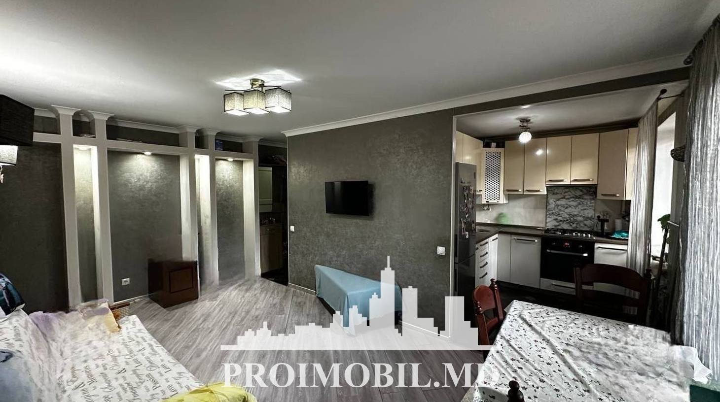 https://images.proimobil.md/e0xF6ARDr_fEF7RH97Y7mWyw-f4Qpx4Y3xneFYgF64c/watermark:0.75:so:0:30:0.39/resize:fill:1460:816:1/gravity:ce/bG9jYWw6Ly8vZXN0YXRlL2xyLzc4YjBiZDBiLWIzODgtNDcyOC05OWRmLTkxNDRhYzBhMDhlZS5qcGVn
