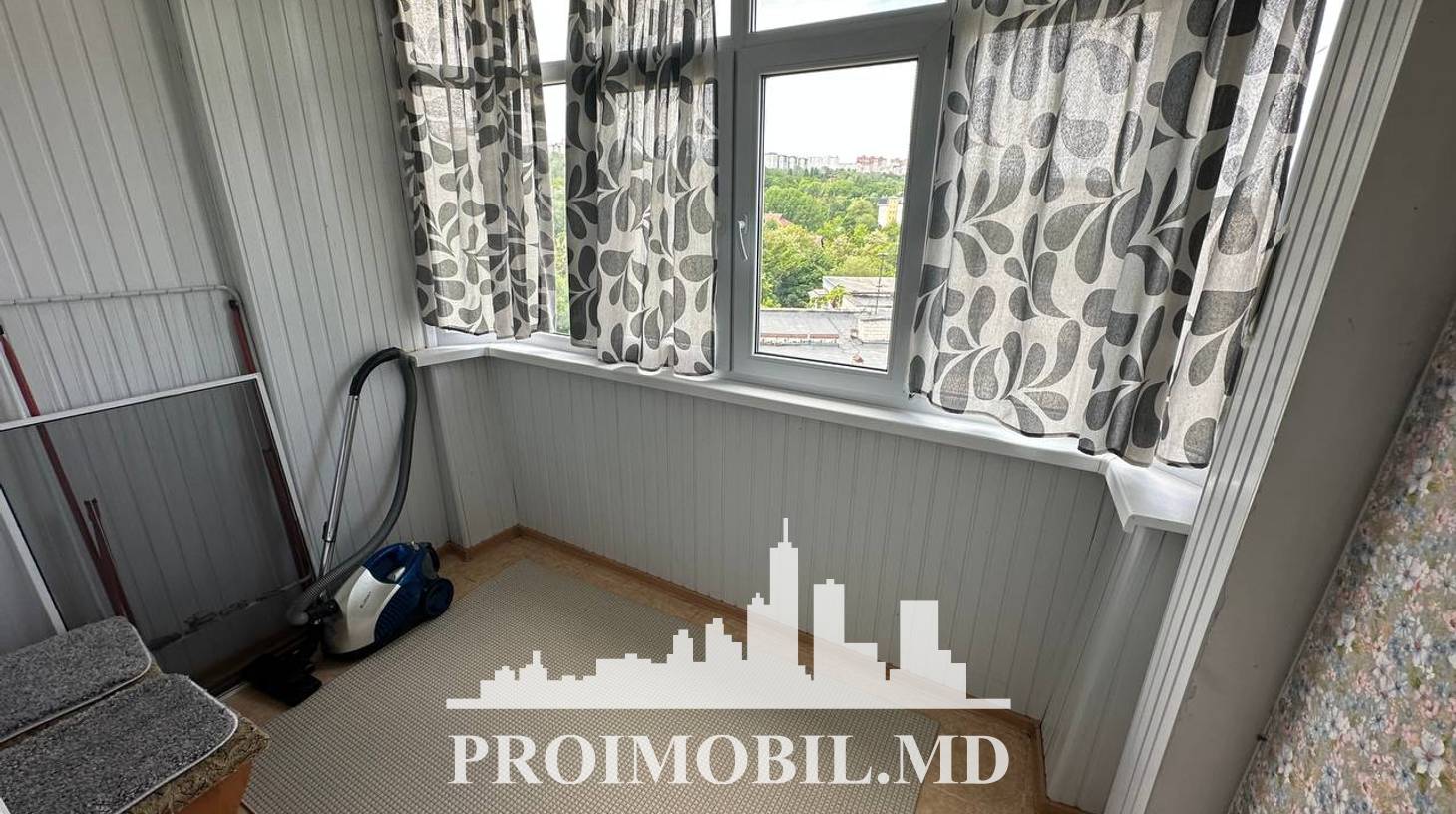 https://images.proimobil.md/e1iJgbpXIcWg1V6xUktU_KSVHa3t1Jt_uMMYvw_hXRY/watermark:0.75:so:0:30:0.39/resize:fill:1460:816:1/gravity:ce/bG9jYWw6Ly8vZXN0YXRlL2xyL2UxNjkzMGE2LTBjZjQtNDgwMy1iOGE5LWZmYzUzOTMyMzczYi5qcGVn